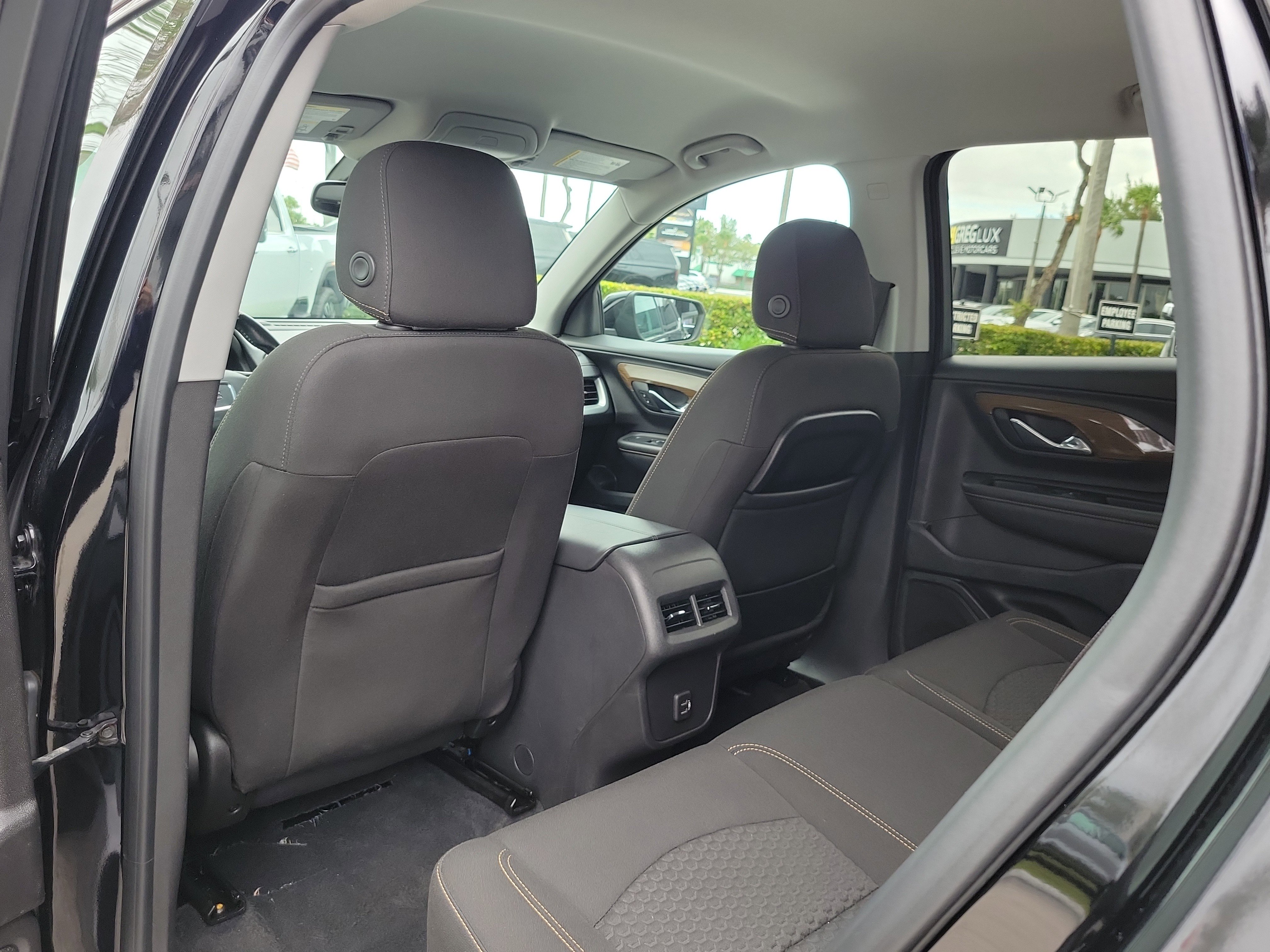 Used 2020 GMC Terrain SLE image 13