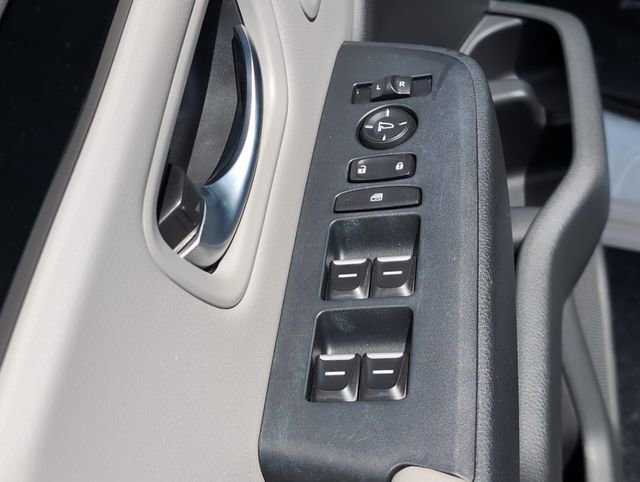 Used 2024 Honda Pilot Touring image 16