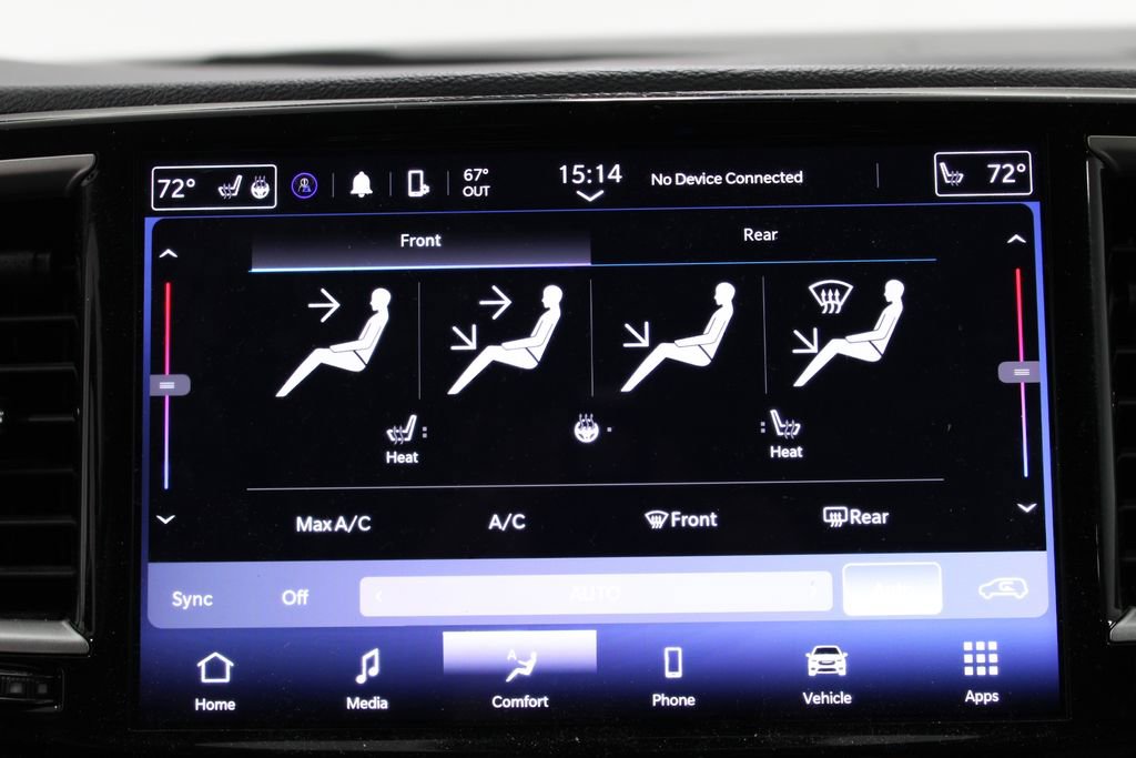 Used 2024 Chrysler Pacifica Touring-L FWD image 33