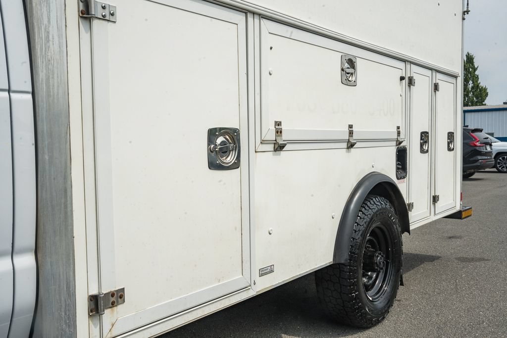 Certified 2021 Ford E-350 and Econoline 350 Super Duty w/ Power Windows & Locks Group RWD image 13