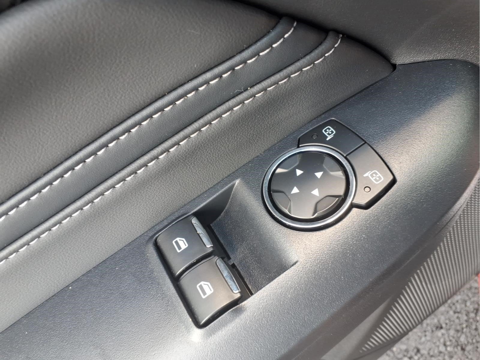 Used 2025 Ford Mustang GT Premium RWD image 17
