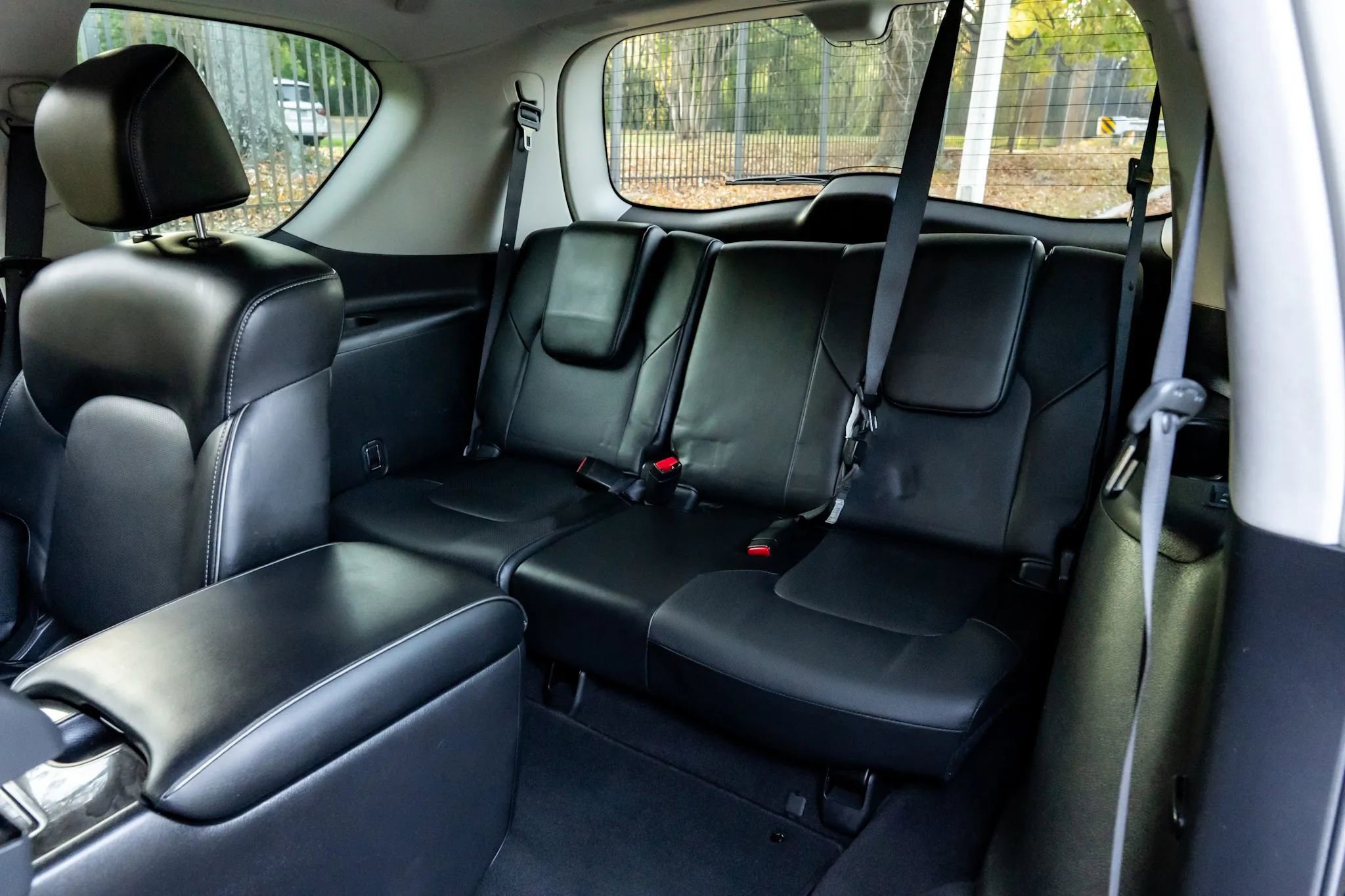 Used 2021 INFINITI QX80 Luxe w/ Cargo Package image 16