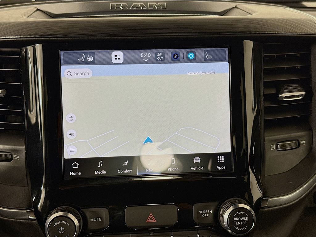 Used 2024 RAM 1500 Laramie image 13