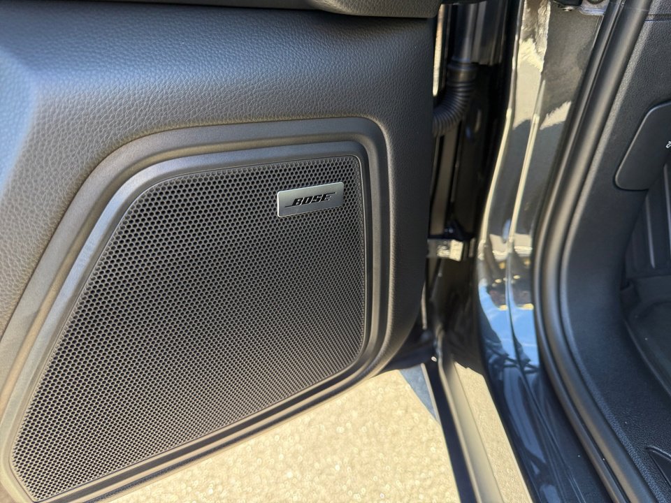 New 2026 Porsche Macan image 22