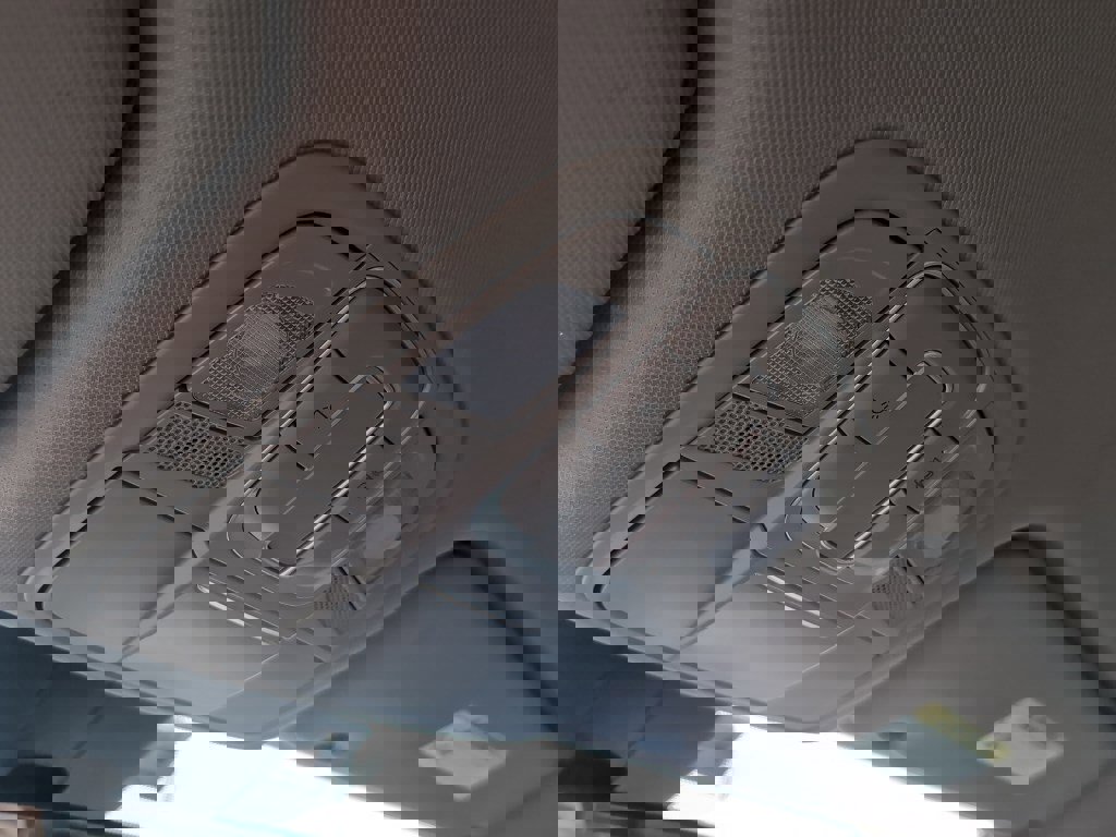 Used 2019 Hyundai Santa Fe SE image 27