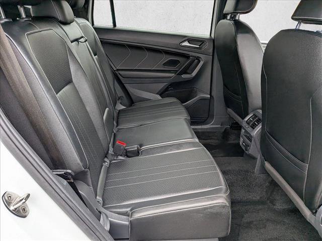 Used 2022 Volkswagen Tiguan SE R-Line image 22