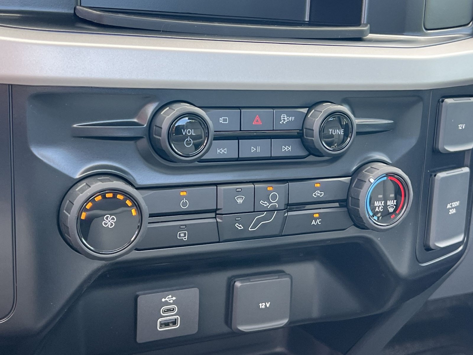 New 2027 Ford F250 XL w/ 360-Degree Camera Package AWD/4WD image 20