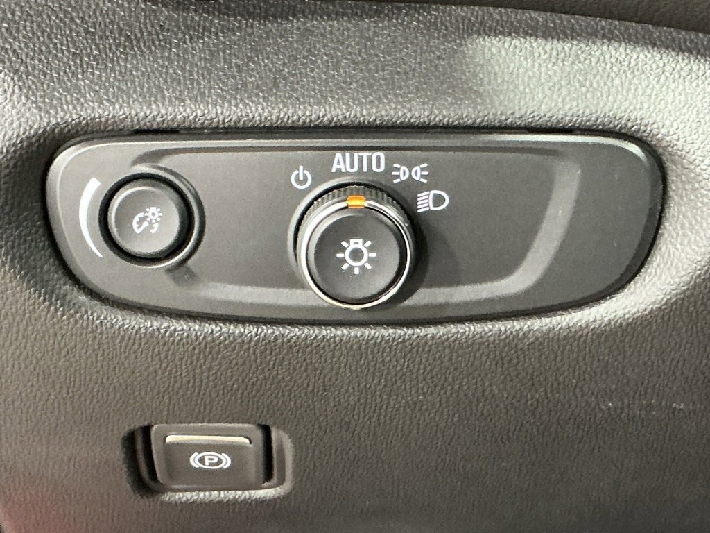 Used 2024 Chevrolet Blazer LT image 14