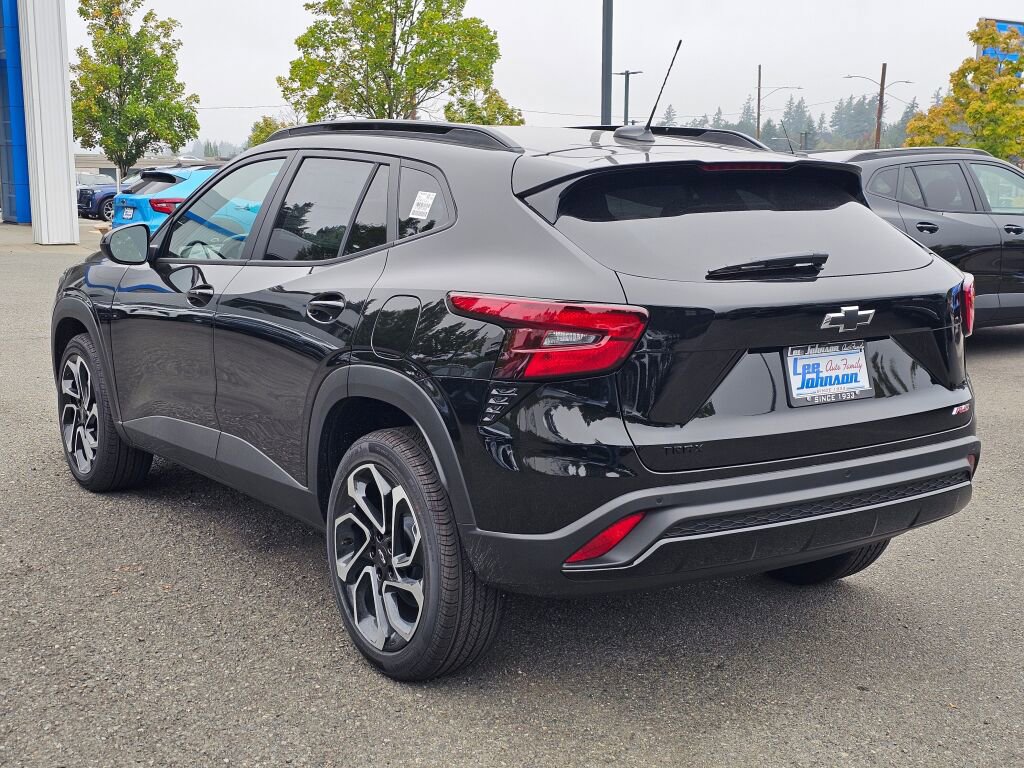 New 2026 Chevrolet Trax RS w/ Driver Confidence Package FWD image 7