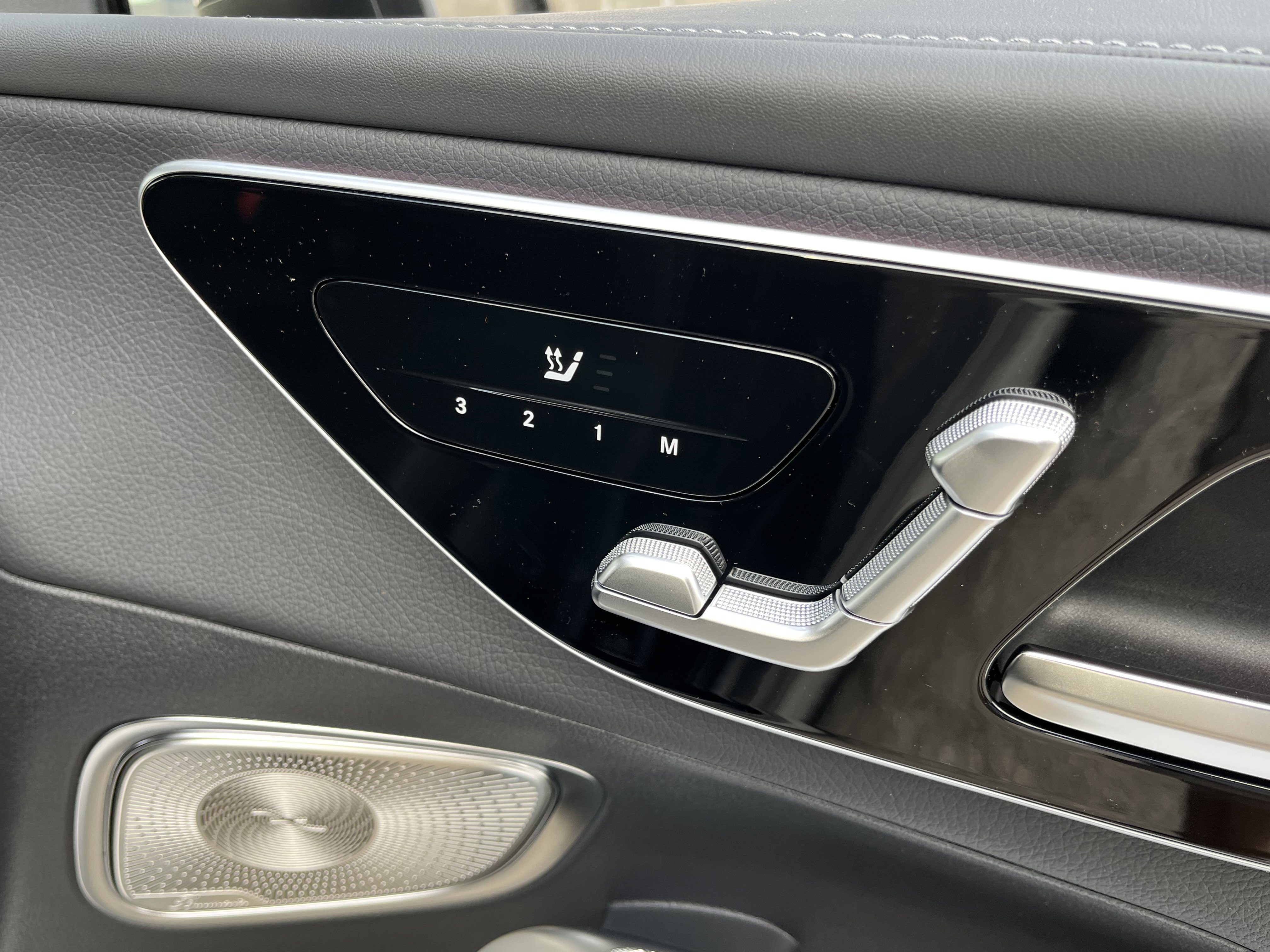 New 2026 Mercedes-Benz GLC 300 4MATIC image 23