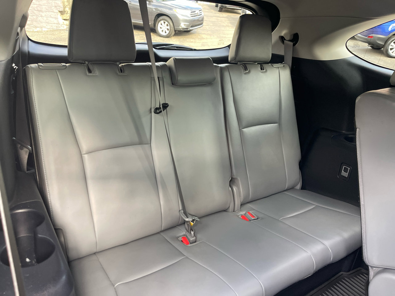 Used 2021 Toyota Highlander Limited image 35