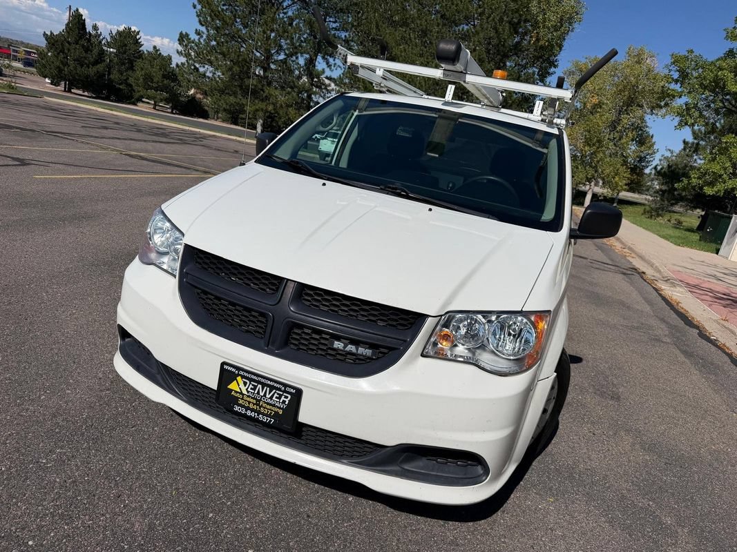 Used 2013 RAM C/V Tradesman FWD image 5