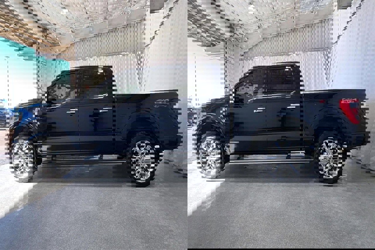 Used 2022 Ford F150 Platinum w/ Equipment Group 701A High image 26