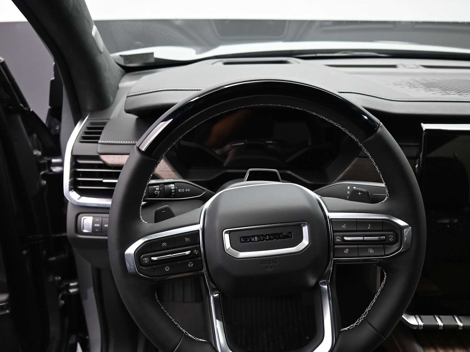 New 2026 GMC Acadia Denali Ultimate w/ LPO, Floor Liner Package image 12