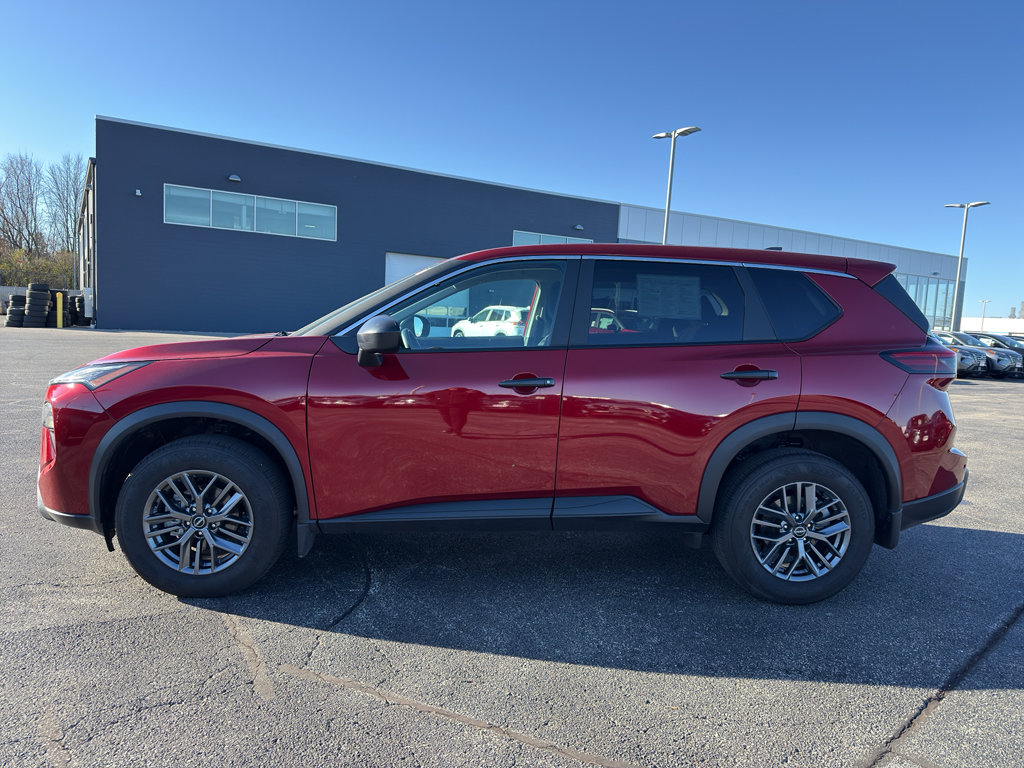 Certified 2025 Nissan Rogue S image 6