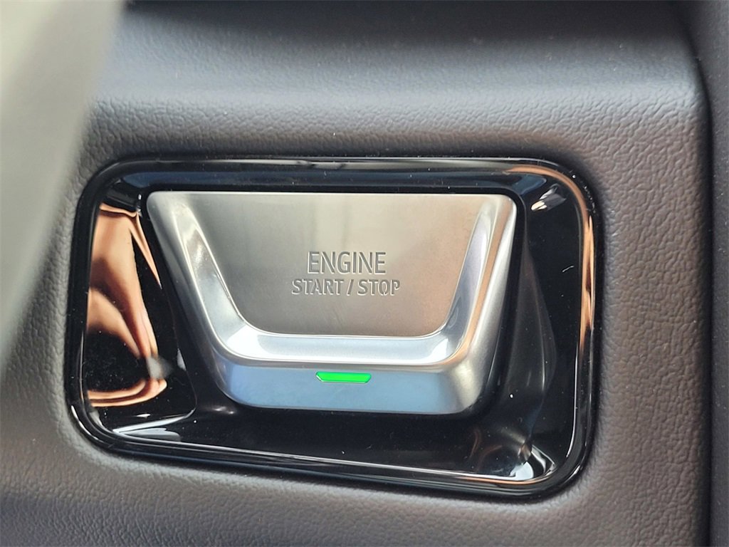 New 2026 GMC Yukon XL Denali w/ Denali Reserve Package image 20