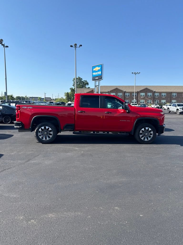 Used 2023 Chevrolet Silverado 2500 Custom w/ Custom Value Package AWD/4WD image 2