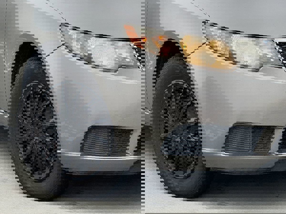 Used 2012 Kia Forte EX image 3