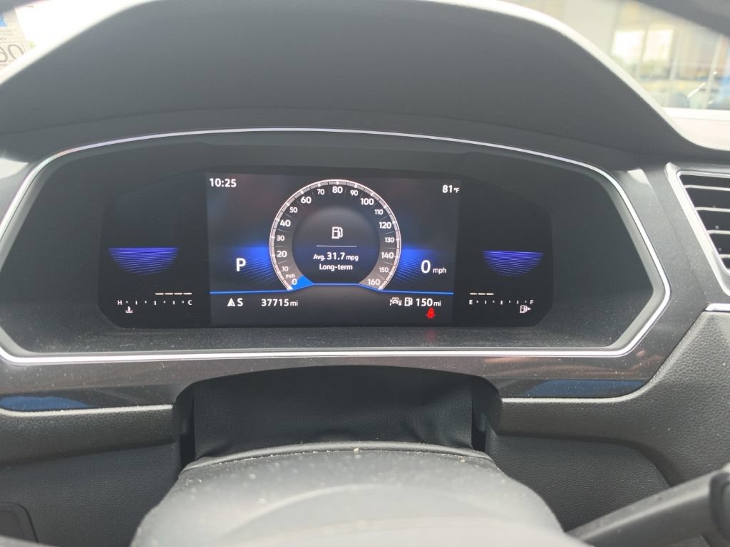 Used 2022 Volkswagen Tiguan SE FWD image 11