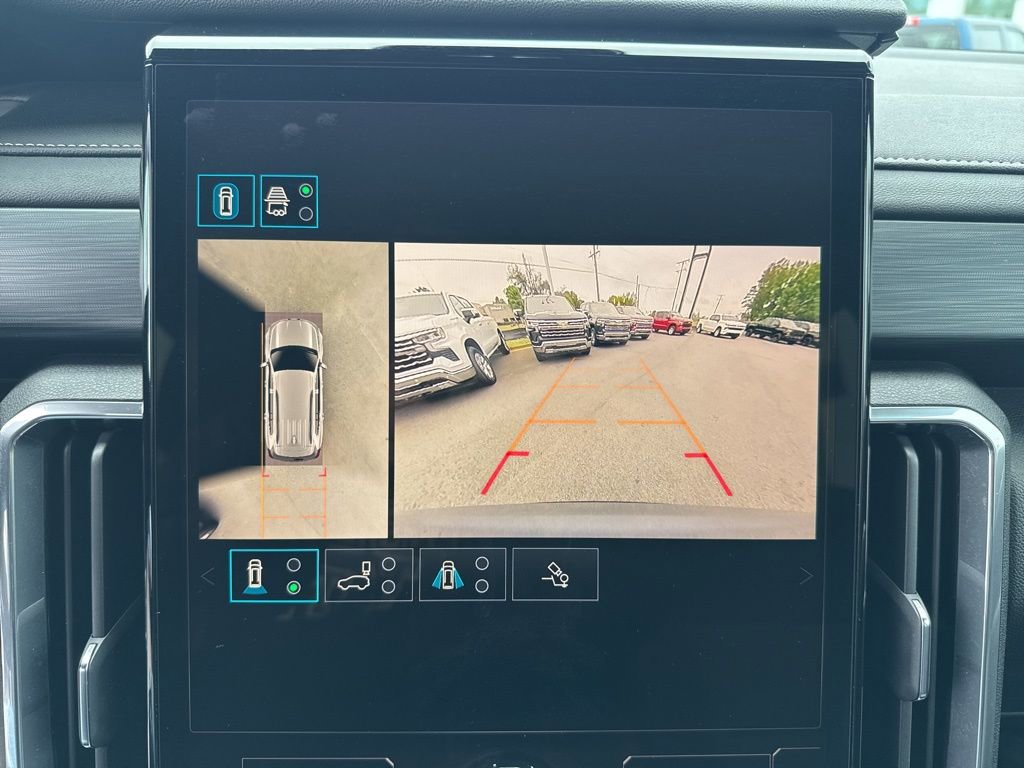 Used 2025 GMC Acadia Elevation FWD image 21