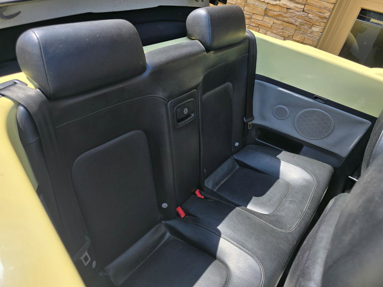 Used 2004 Volkswagen Beetle GLS image 13