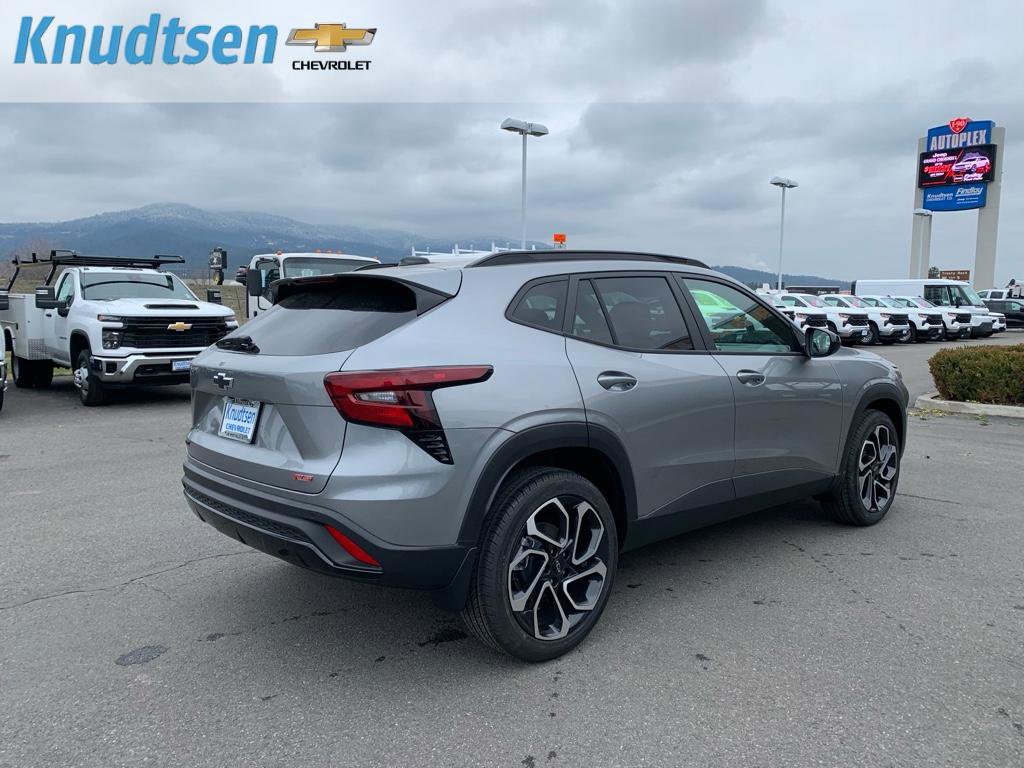 New 2026 Chevrolet Trax RS w/ Sunroof Package image 7