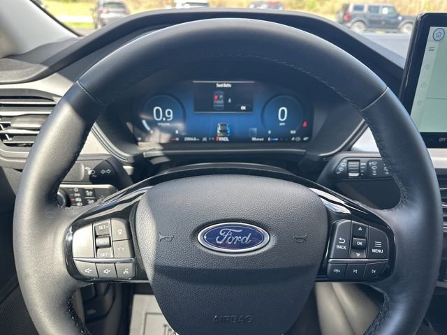 Used 2025 Ford Escape Platinum AWD/4WD image 22