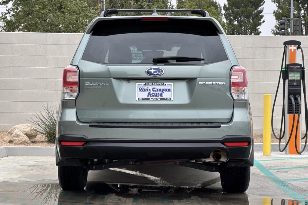 Used 2018 Subaru Forester 2.5i Premium AWD/4WD image 8