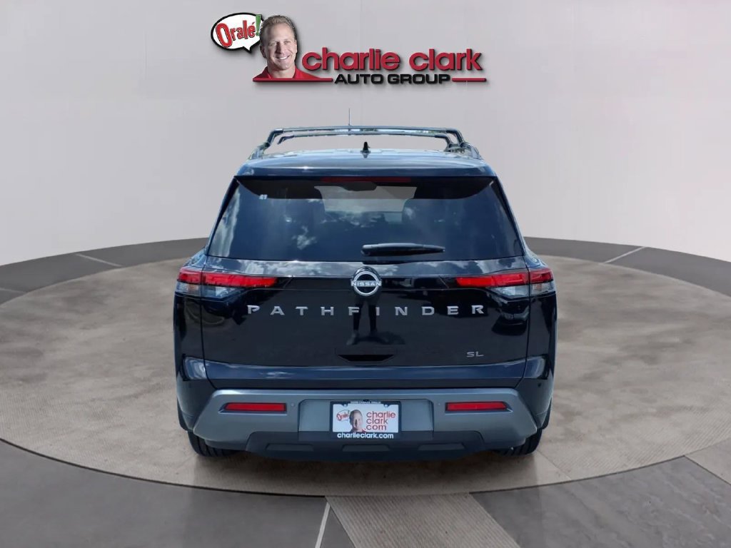 New 2026 Nissan Pathfinder SL FWD image 4