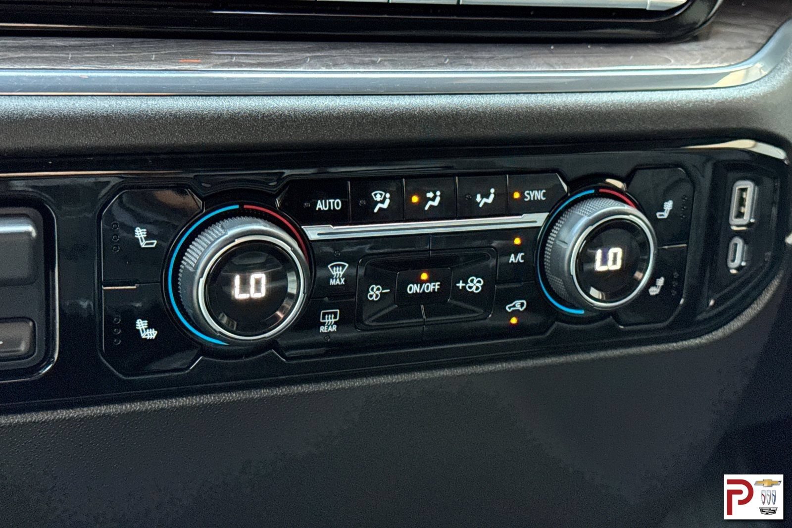 Certified 2024 Chevrolet Silverado 2500 LTZ AWD/4WD image 22