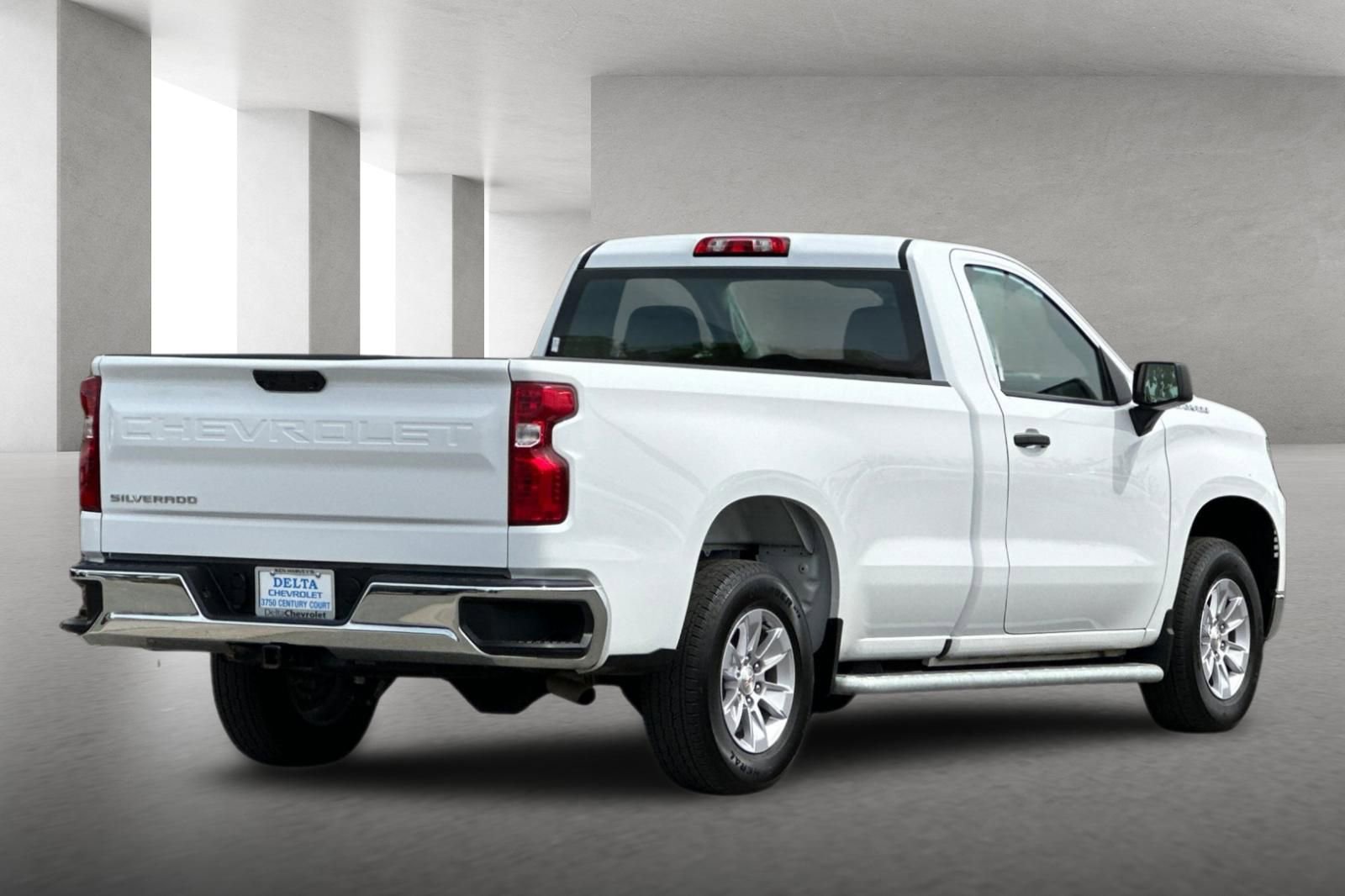 Used 2025 Chevrolet Silverado 1500 W/T image 4