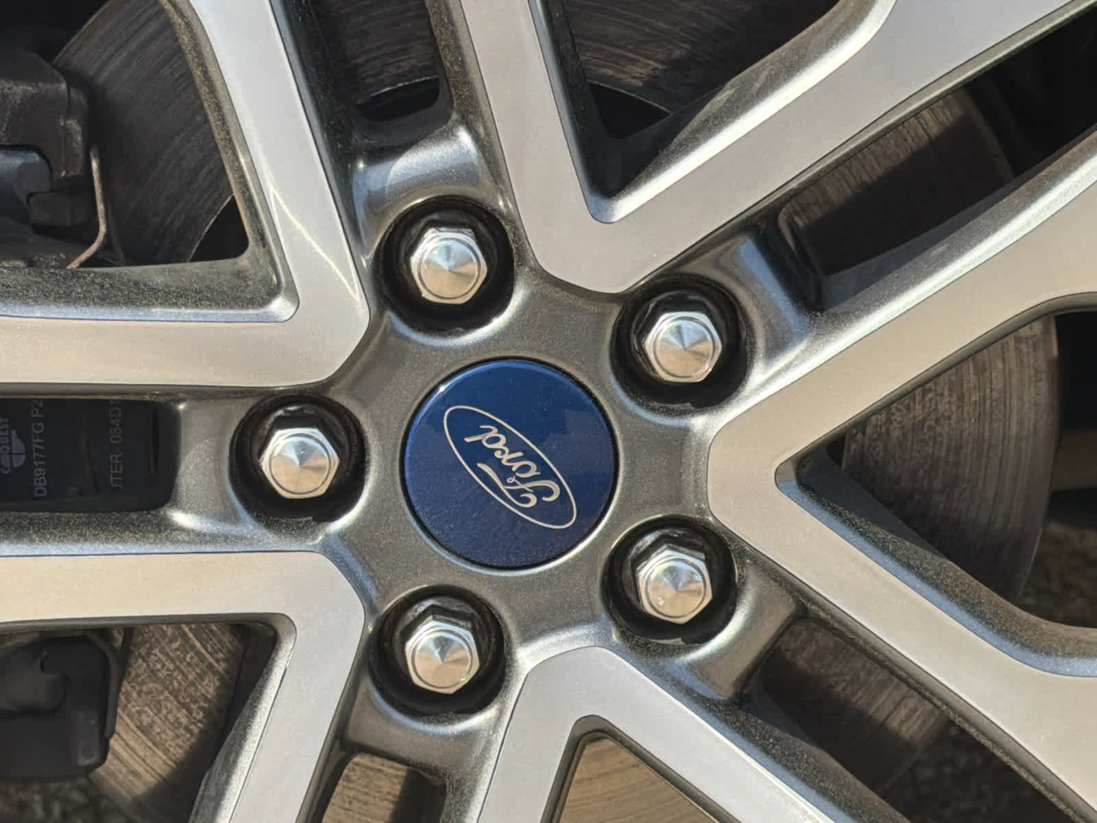 Used 2021 Ford Escape SEL w/ Technology Package image 11