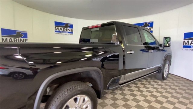 Certified 2025 Chevrolet Silverado 2500 High Country w/ High Country Premium Package image 2