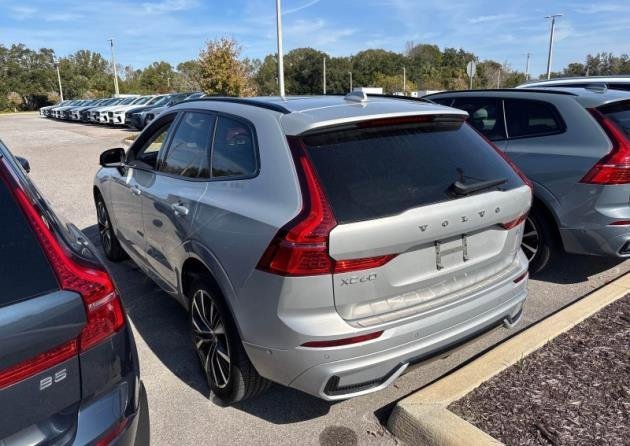 Used 2023 Volvo XC60 B5 Plus w/ Climate Package image 10