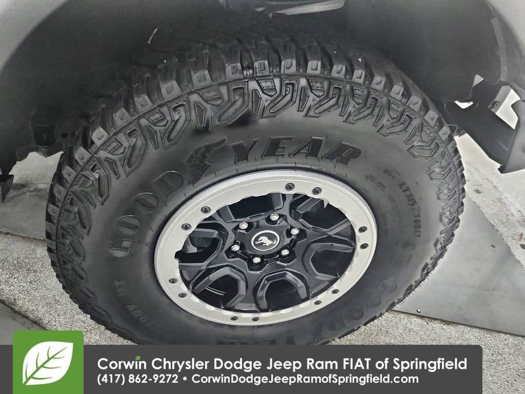 Used 2024 Ford Bronco Badlands image 34