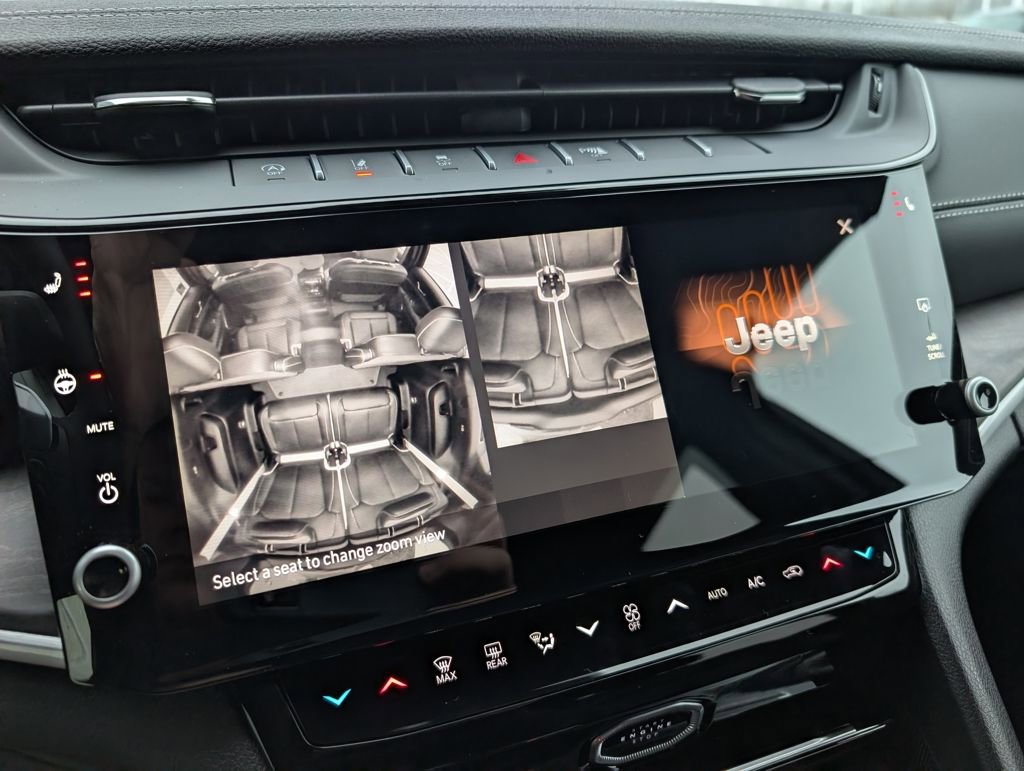 New 2026 Jeep Grand Cherokee L Limited image 31
