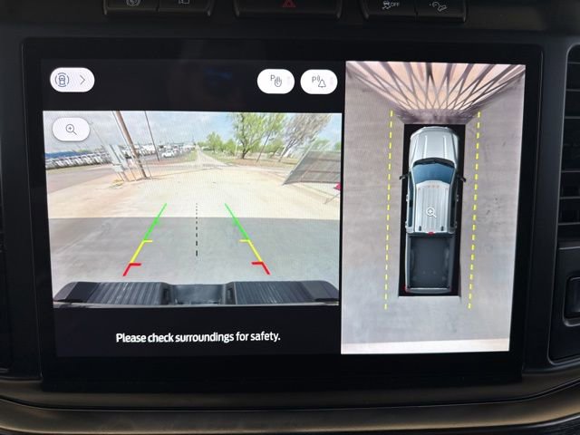 Used 2024 Ford F350 Lariat w/ FX4 Off-Road Package image 28