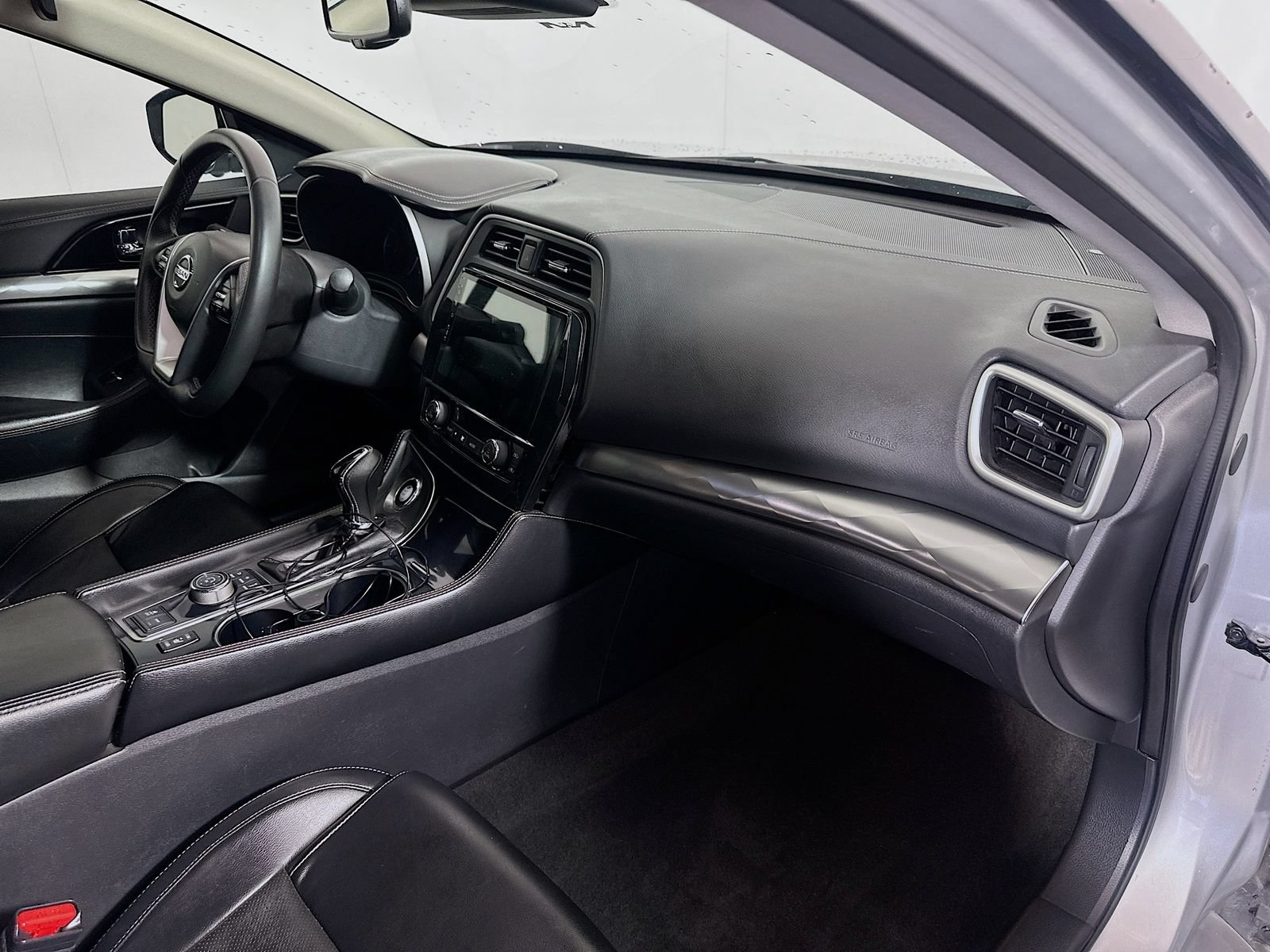 Used 2022 Nissan Maxima SV w/ Floor Mat Group FWD image 30