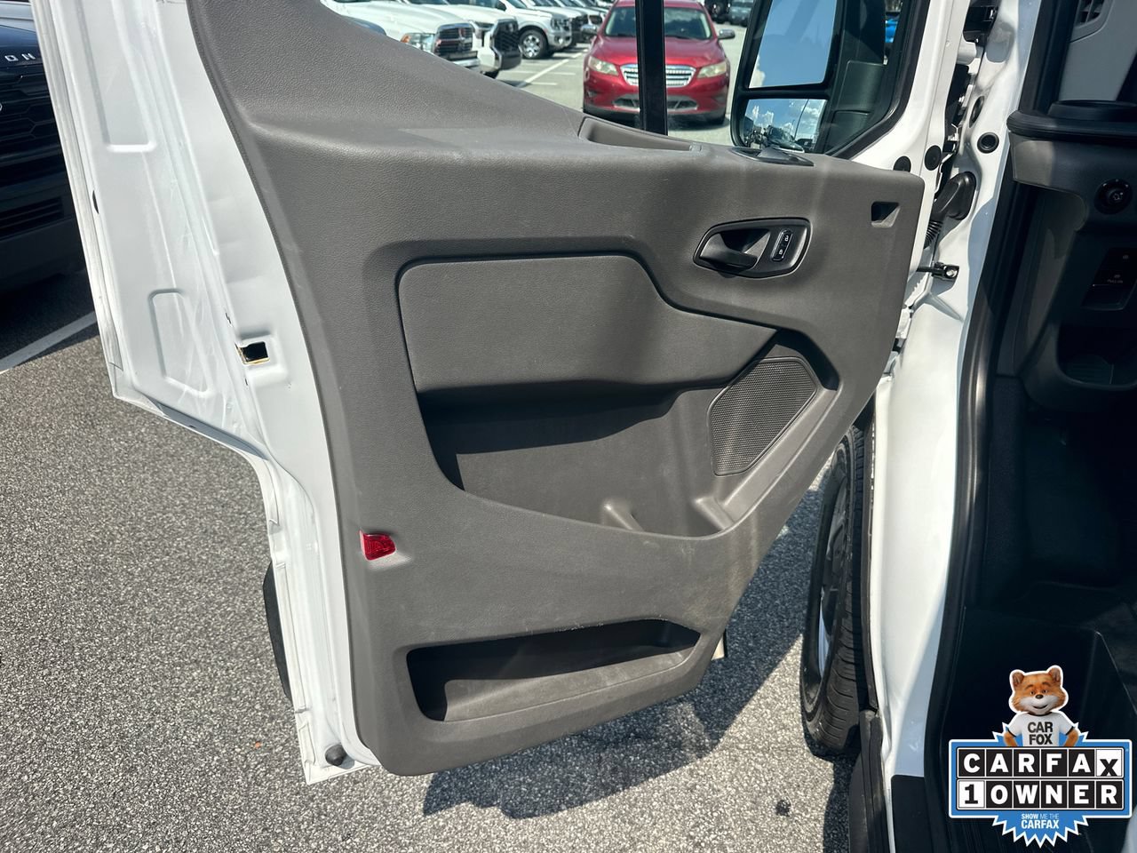 Used 2025 Ford Transit 250 148 High Roof RWD image 10