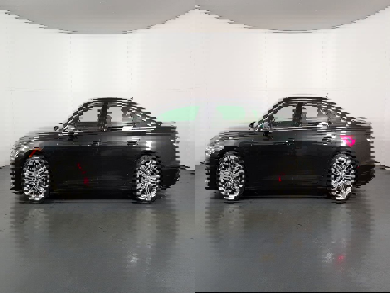 Used 2020 Audi S6 Premium Plus image 30