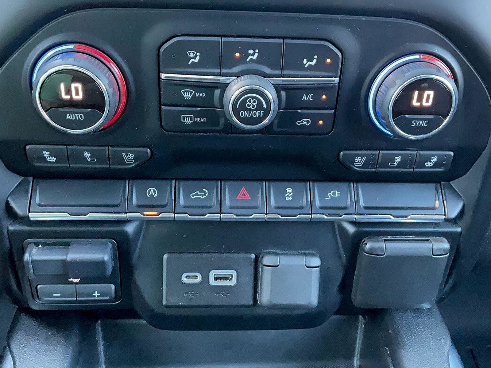 Used 2019 Chevrolet Silverado 1500 LTZ image 22