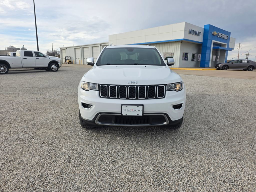 Used 2017 Jeep Grand Cherokee Limited w/ Trailer Tow Group IV image 9