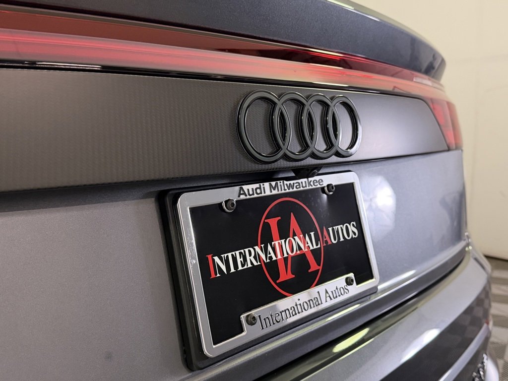 Used 2025 Audi RS Q8 performance image 12