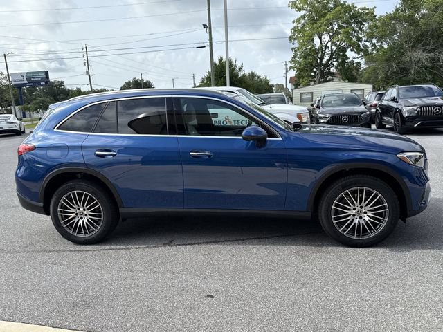 New 2025 Mercedes-Benz GLC 300 4MATIC image 3