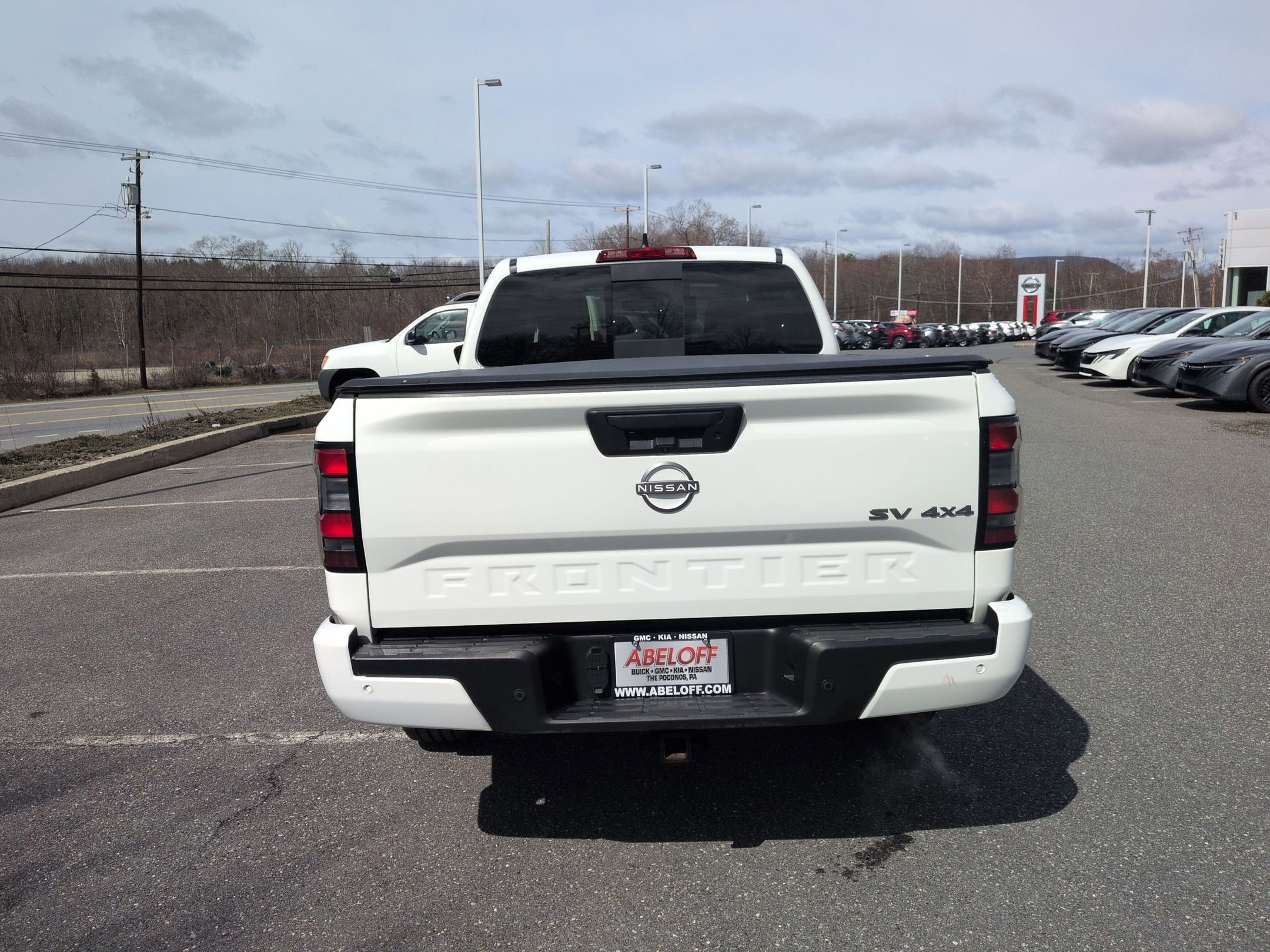 Used 2024 Nissan Frontier SV w/ SV Convenience Package image 6