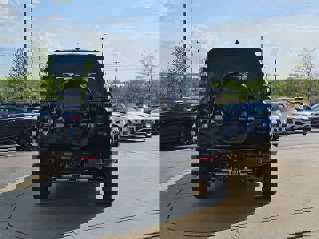 Used 2025 Land Rover Defender 110 V8 image 7