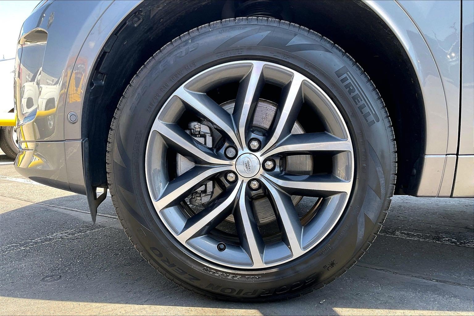 Certified 2025 Land Rover Discovery Sport S AWD/4WD image 10