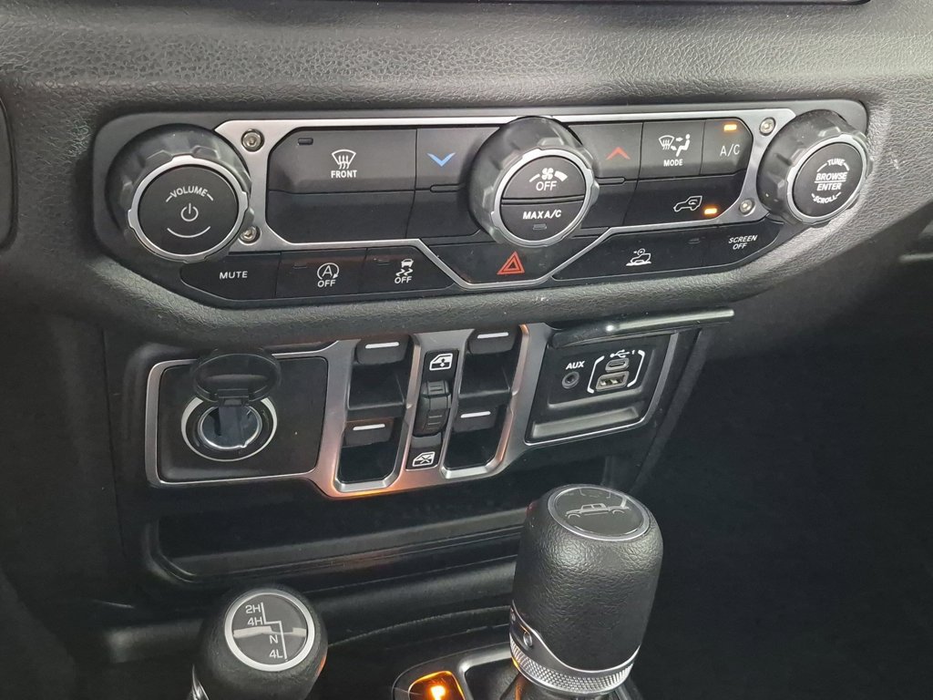 Used 2025 Jeep Gladiator Sport AWD/4WD image 23