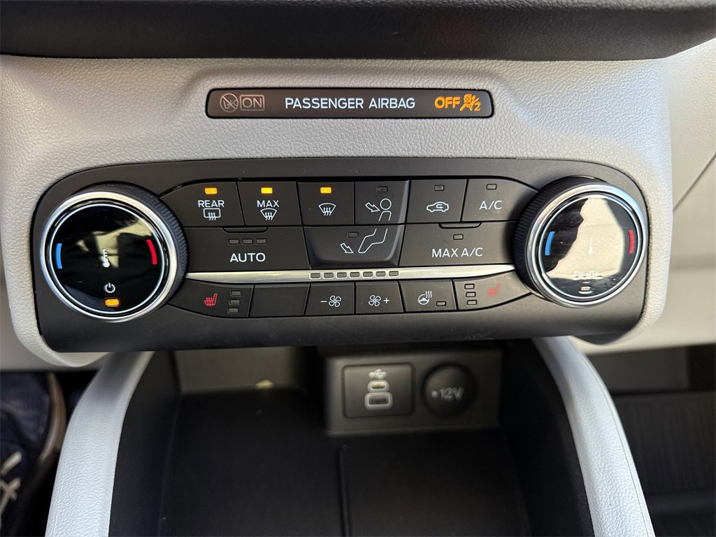 Used 2025 Ford Escape Active w/ Cold Weather Package image 19