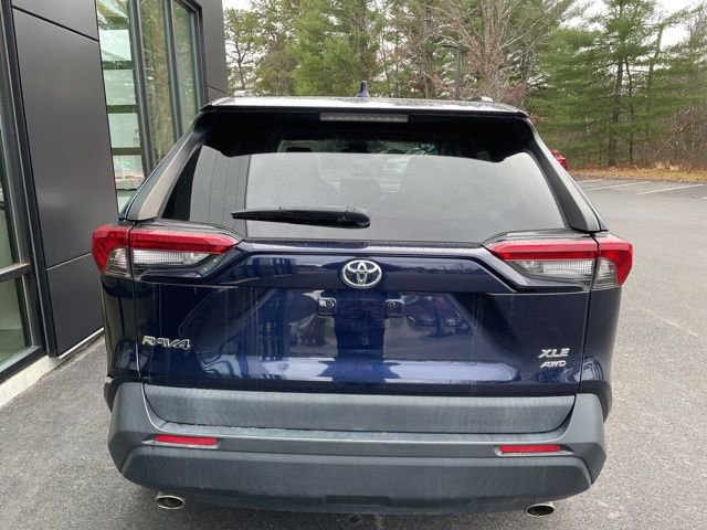 Used 2019 Toyota RAV4 XLE Premium w/ All Weather Liner Package image 7